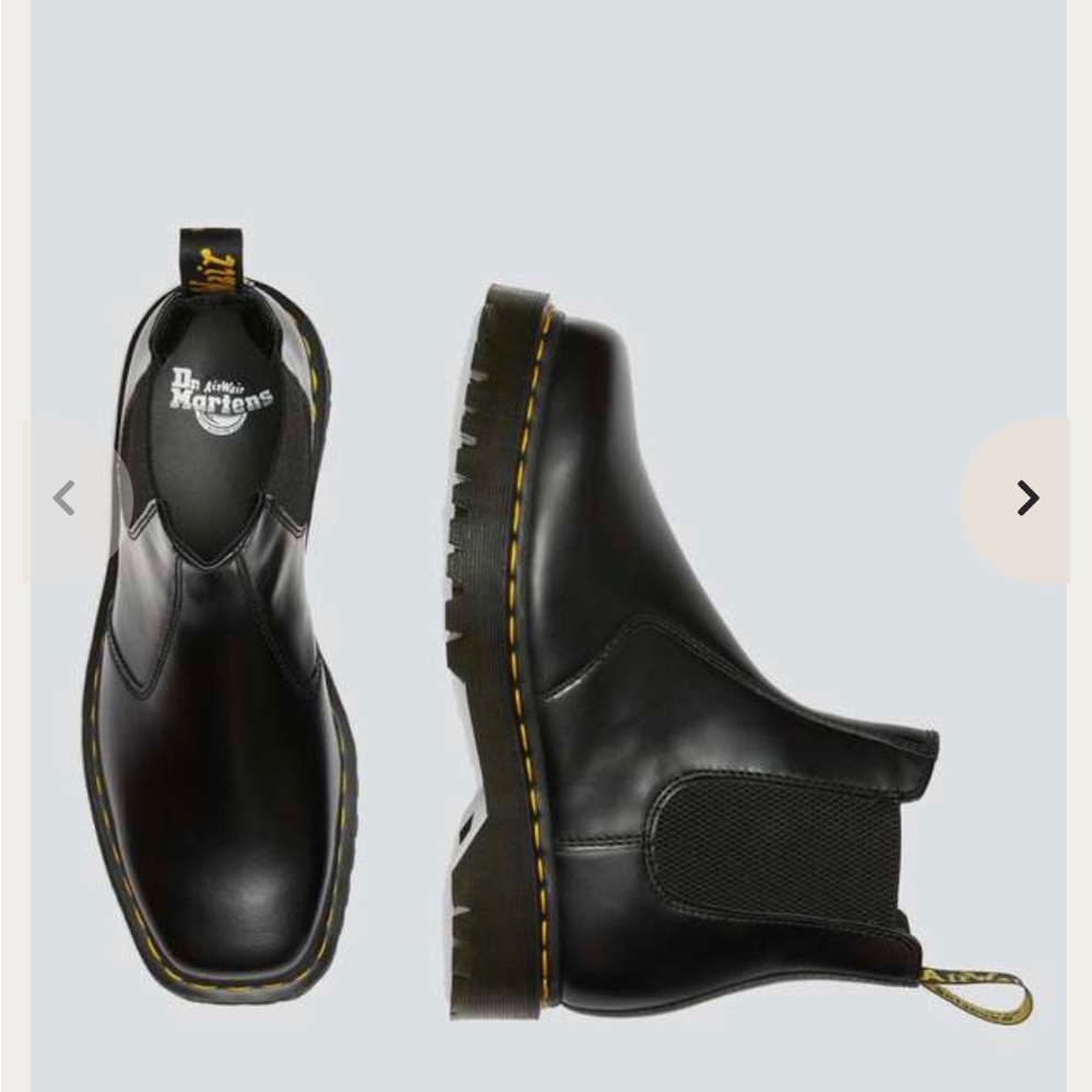 UNISEX Square Toe Doc Marten Chelsea Boot NWT